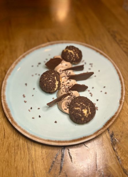 Saint-Honoré façon chocolat - restaurant la Passerelle